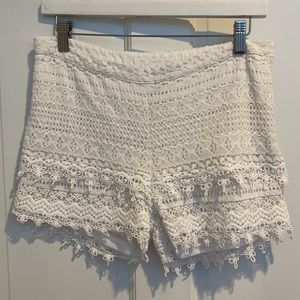 H&M White Lace Shorts size 8
